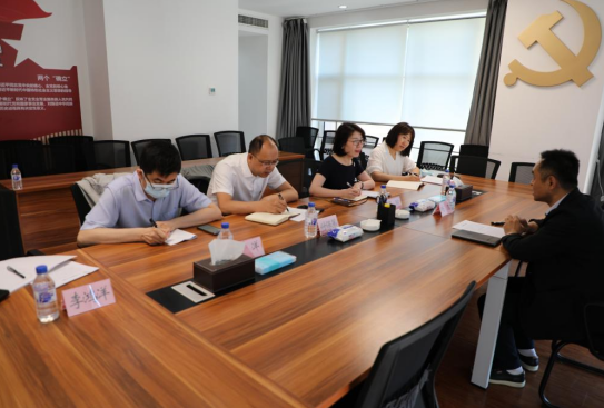 加強(qiáng)駐村干部管理  做好兩頭不見(jiàn)人問(wèn)題專項(xiàng)整治工作